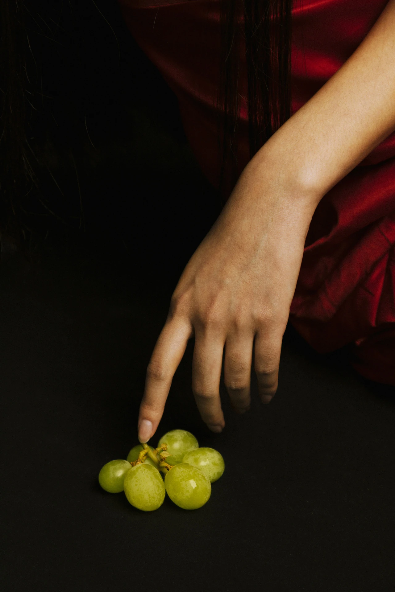 Grapes, frame 2