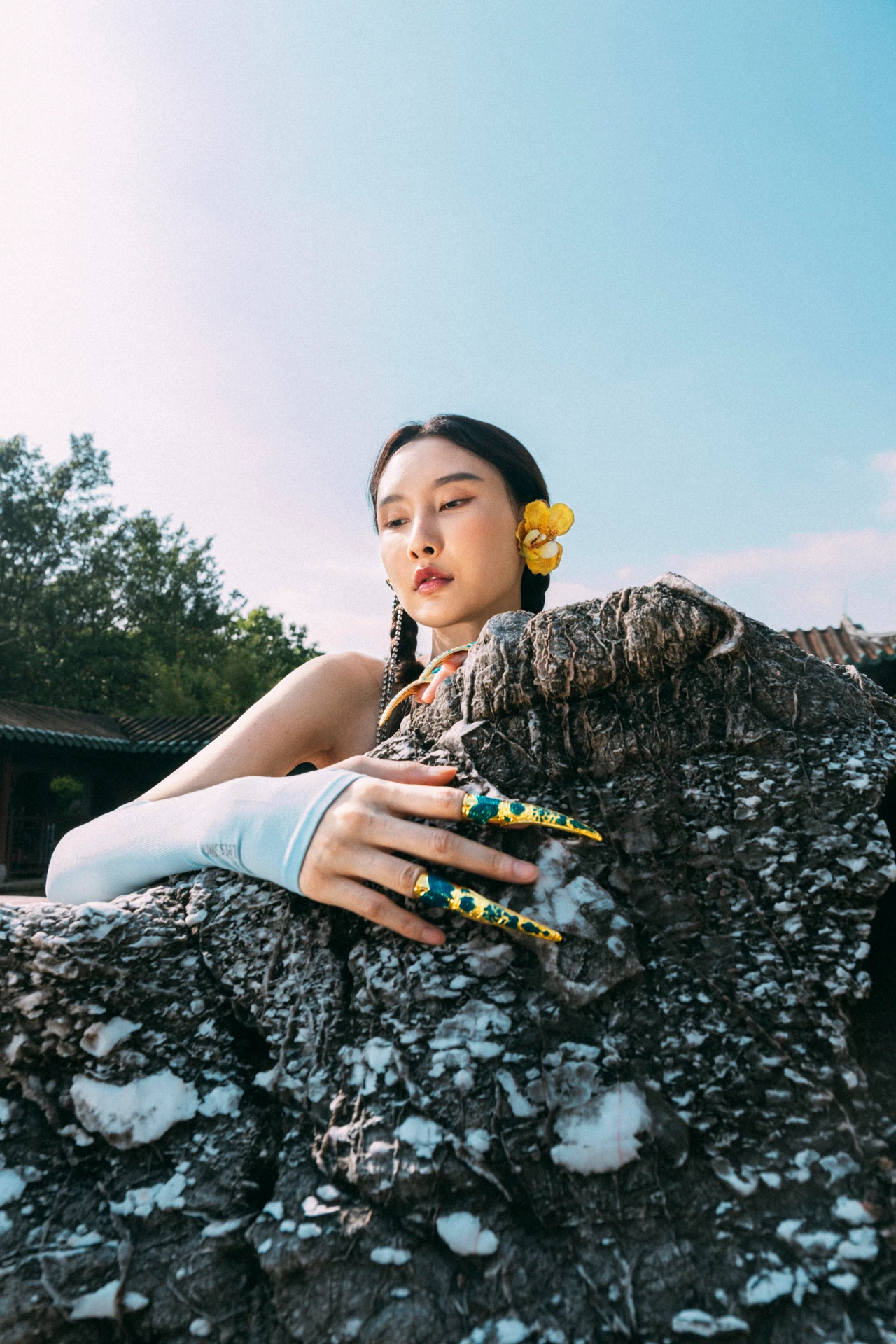 青山隱隱水迢迢, frame 4